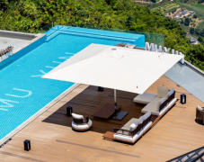 圣托里尼伞：以巨幕遮阳， redefine 户外生活美学